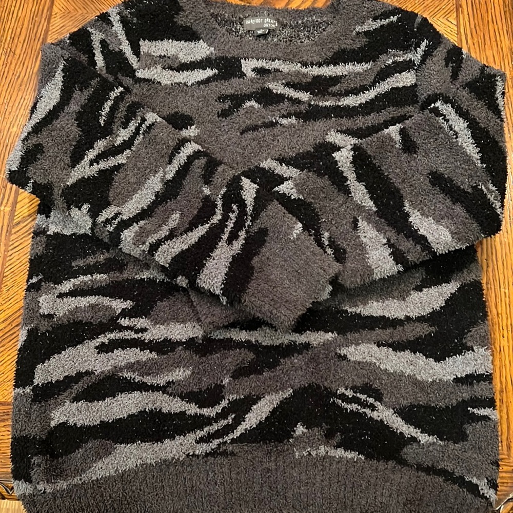 Barefoot Dreams Cozychic Seaside Camo Print Crew Neck Pullover Large EUC